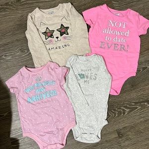 FREE IF BUNDLED WITH BABY PIC 🖼. Lot size baby onesies ⭐️